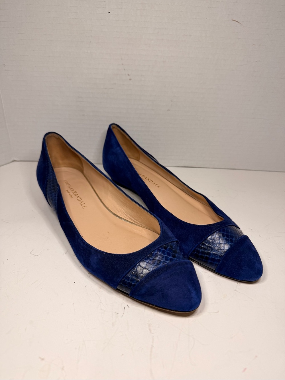 Loeffler Randall Suede
Snake Print Cap Toe Flats
Size 8 Blue